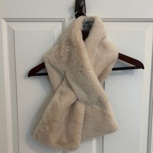 J.Jill Women’s Faux Fur Scarf O/S - Cream and Grey/White Plaid